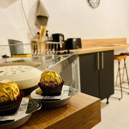 Ferrero - Sejour Confortable Et Fonctionnel - Parking Gratuit *