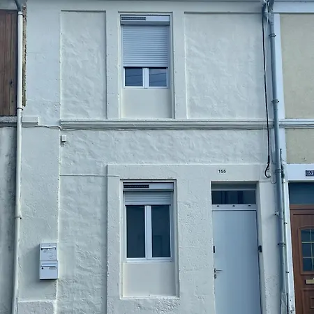 Apartamento Ferrero - Sejour Confortable Et Fonctionnel - Parking Gratuit